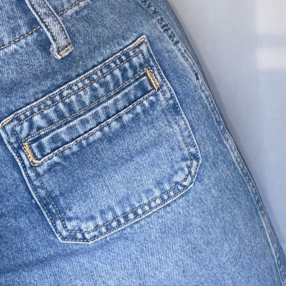 Old Navy High Rise Classic Blue Denim Jeans - Picture 3 of 3